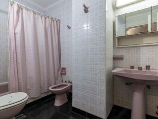 Foto 10 de Departamento en  venta en torre de categoría con cochera fija y seguridad - Retiro