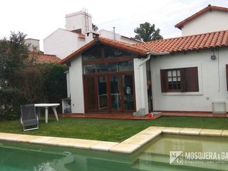 Foto 18 de Casa en venta en  Aranjuez!! BARRIO ESCRITURABLE