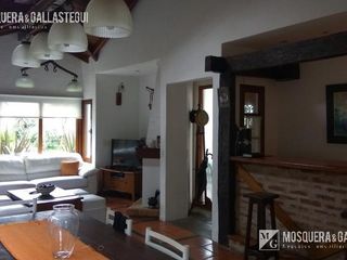 Foto 11 de Casa en venta en  Aranjuez!! BARRIO ESCRITURABLE