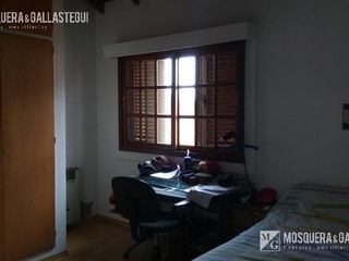 Foto 12 de Casa en venta en  Aranjuez!! BARRIO ESCRITURABLE