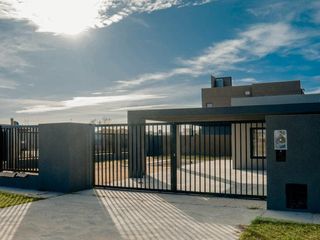 Foto 2 de Casa en Funes Norte