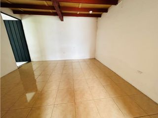 Foto 7 de La Armenia , Galpón en Renta, 350m2, 3 Ambientes