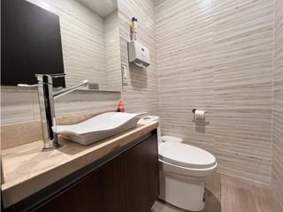 Foto 11 de Bellavista, Local Comercial en Renta, 244.84m2,  9 Ambientes