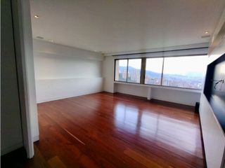 Foto 10 de Apartamento en Arriendo Amoblado en Medellín sector Altos del Poblado