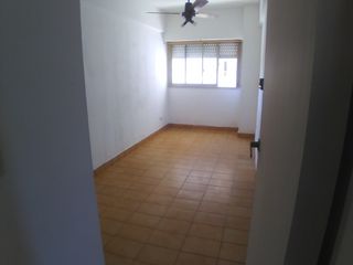 Foto 12 de Semipiso en alquiler en Lanus Este