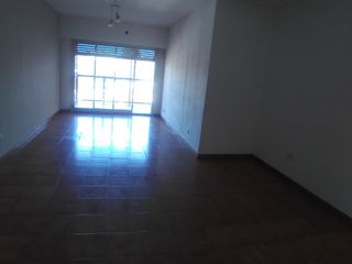 Foto 13 de Semipiso en alquiler en Lanus Este