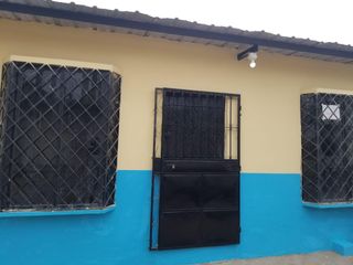 Foto 1 de Casa en Venta en Duran Cooperativa 5 de junio  EliC