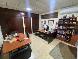 Foto 7 de ALQUILER CASA  PARA OFICINAS O CONSULTORIOS - KENNEDY NUEVA (AB)