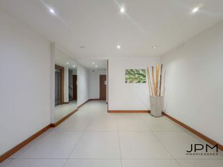 Foto 18 de VENTA de 1 ambiente a metros de Av. Libertador con amplio balcón!
