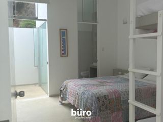 Foto 16 de ESPECTACULAR CASA DE PLAYA EN CERRO COLORADO KM 128 EN PRIMERA FILA EN VENTA