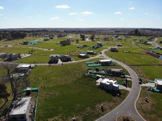 Foto 11 de Hermoso lote en Santa Elisa - Pilar del Este