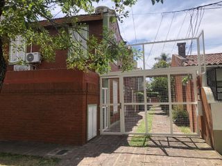 Foto 1 de DUPLEX EN ALQUILER - La Plata