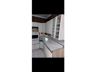 Foto 4 de VENTA casa 3dorm,+ esct balcón amplio, 3bñs, jacuzzi. imp3515300683