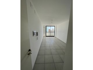 Foto 1 de FRENTE Nuevo Centro Shopping,1dorm c/balcón a estrenar 351 530----