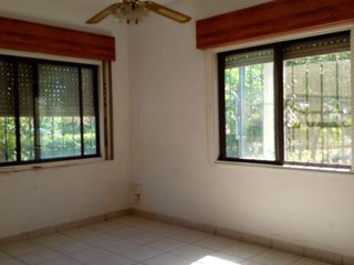 Foto 8 de Casa para 2 Familias en venta en Tigre Centro