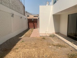 Foto 13 de Departamento Primer Piso - Tipo Casa - La Molina Rel