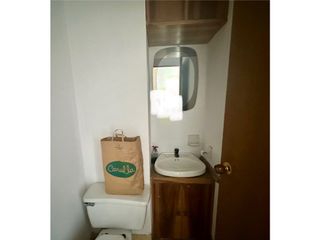 Foto 7 de VENTA OFICINA 26m2 UNICENTRO