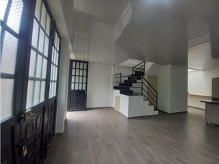 Foto 10 de VENDO CASA URBANA EN LA VEGA