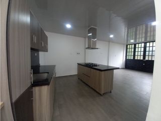 Foto 2 de VENDO CASA URBANA EN LA VEGA