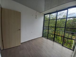 Foto 9 de VENDO CASA URBANA EN LA VEGA