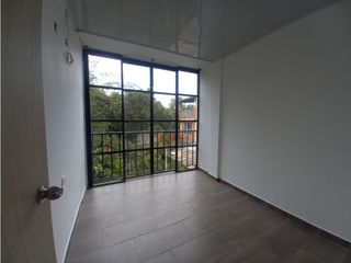 Foto 11 de VENDO CASA URBANA EN LA VEGA