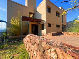 Foto 3 de CASA EN ALQUILER HASTA NOVIEMBRE