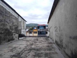Foto 10 de Venta Casa de Dos Pisos con Garaje en Mapasingue Oeste Hen. Ch.