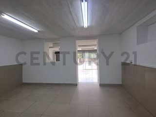 Foto 11 de Local Comercial de Alquiler Sector San Gabriel