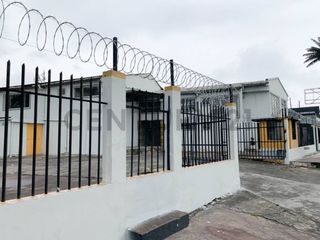 Foto 18 de Renta de Galpón con oficinas