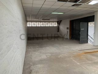 Foto 7 de Renta de Galpón con oficinas