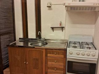 Foto 2 de Venta de departamento de 34mt2 con pequeño patio interno, en planta baja.
