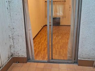 Foto 6 de Venta de departamento de 34mt2 con pequeño patio interno, en planta baja.