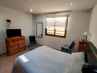 Foto 31 de Casa en venta - 3 dormitorios 2 baños - 280mts2 - Manuel B. Gonnet [FINANCIADA]