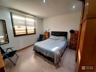 Foto 27 de Casa en venta - 3 dormitorios 2 baños - 280mts2 - Manuel B. Gonnet [FINANCIADA]