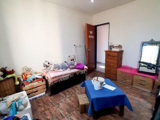 Foto 22 de Casa en venta - 3 dormitorios 2 baños - 280mts2 - Manuel B. Gonnet [FINANCIADA]