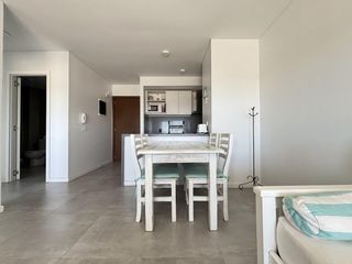 Foto 9 de Alquiler de departamento en Al Golf 19 - 2 ambientes en 3er piso - super completo