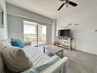 Foto 1 de Alquiler de departamento en Al Golf 19 - 2 ambientes en 3er piso - super completo