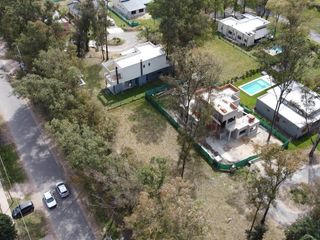 Foto 1 de Terreno en venta - 742mts2 - Altos De Manzanares
