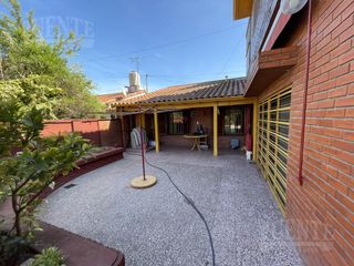 Foto 3 de Casa - Lomas de Zamora Este