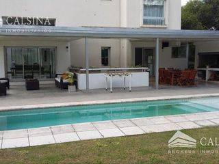 Foto 5 de Casa en venta y alquiler, Lomas de la Carolina