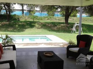 Foto 16 de Casa en venta y alquiler, Lomas de la Carolina