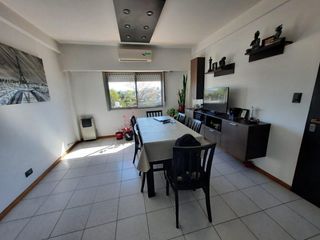 Foto 2 de Departamento 2 ambientes en venta en  Florencio Varela