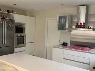 Foto 7 de Casa en venta - 4 dormitorios 6 baños - patio y pileta - 780mts2 - Tolosa