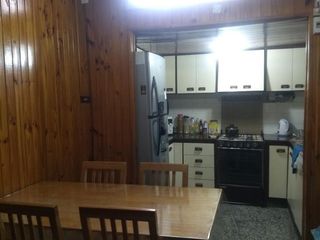 Foto 1 de Departamento en venta - 1 dormitorio 1 baño - patio - 54mts2 - Ramos Mejia