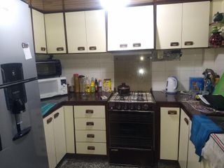Foto 4 de PH en venta - 1 dormitorio 1 baño - patio - 54mts2 - Ramos Mejia