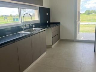 Foto 6 de Casa en  El Golf, Barrio el Canton