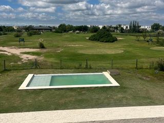 Foto 1 de Casa en  El Golf, Barrio el Canton