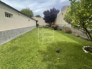 Foto 13 de Venta - Departamento en Torre en el Centro de General Roca  - D051