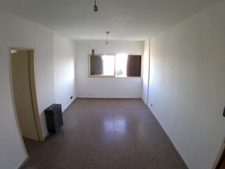 Foto 8 de Departamento en  VENTA - Centro