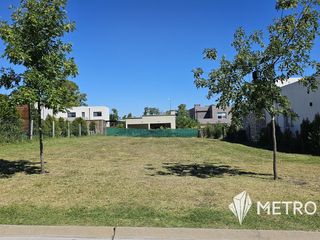 Foto 3 de Terreno en Venta en  Pilar del Este